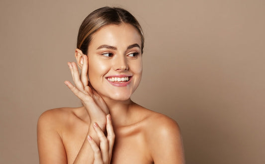 Skin Care in Summer :अगर मुंहासों से हैं परेशान तो इन टिप्स को बनाएं अपनी स्किन केयर रूटीन! - Fytika Healthcare Products