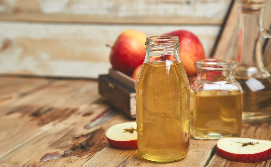 Know health benefits of drinking apple cider vinegar on an empty stomach - Fytika Healthcare Products