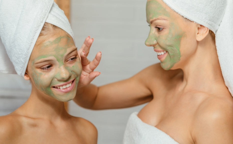Naturally achieve glowing skin: Effective tips for a radiant complexion - Fytika Healthcare Products