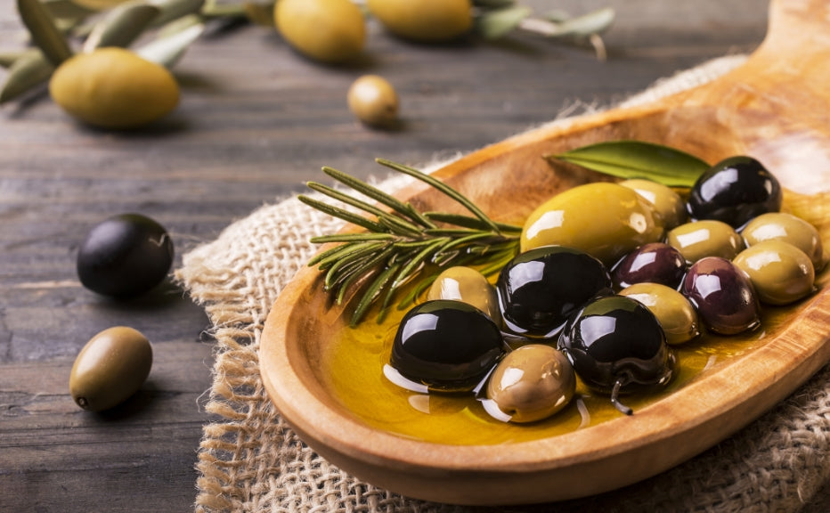 The Incredible Benefits of Olives: Extraordinary Health Benefits of Nature's Superfood